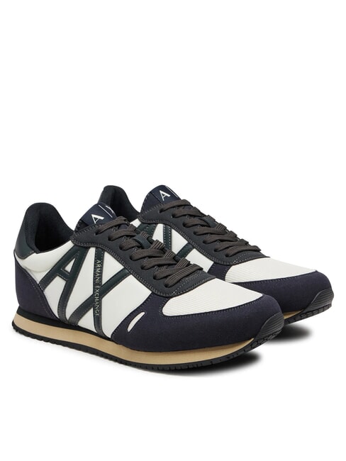 ARMANI EXCHANGE RIO Niedrige Turnschuhe d.navy+j.set+off.wht - Herrenschuhe