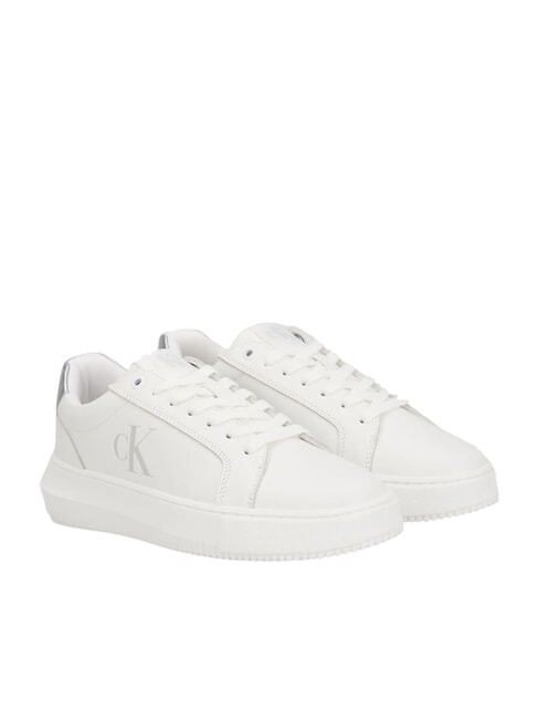 CALVIN KLEIN CK JEANS Leder-Sneaker mit Metallic-Einsatz strahlend weiß/silber - Damenschuhe