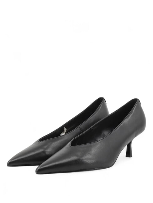 GUESS YATTCH Lederdekolleté SCHWARZ - Damenschuhe