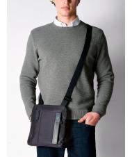 PIQUADRO B&uuml;rste Linie PULSE P16, iPad-Halter CHEVRON / SCHWARZ - Umh&auml;ngetaschen Herren - 4