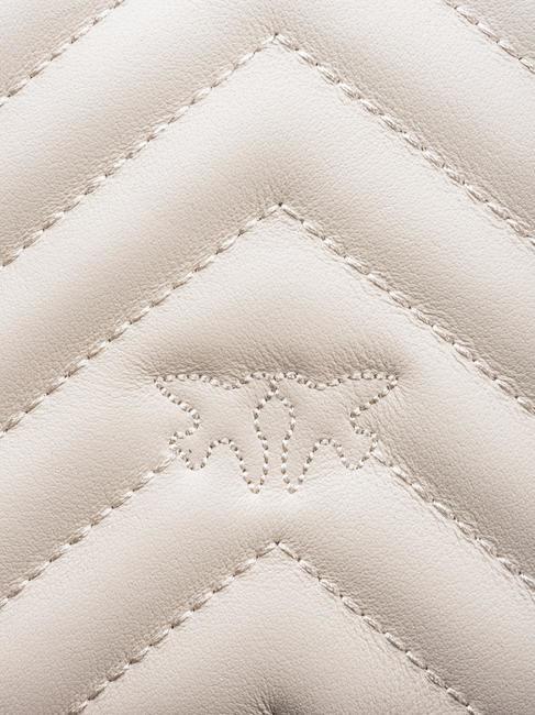 MINI LOVE BAG Eine Chevron-Tasche Seide wei&szlig;-antikgold - Damentaschen