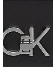 CALVIN KLEIN RE-LOCK  Schulter-/Umh&auml;ngetasche Allover-Logo - Damentaschen - 4
