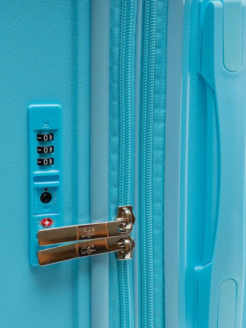 LIGHT POP 1 Gro&szlig;er erweiterbarer Trolley wasserblau - Harte Trolleys