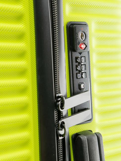 ADVENTURE Mittelgro&szlig;er Trolley S&auml;uregr&uuml;n - Harte Trolleys