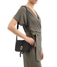 COCCINELLE COSIMA Umh&auml;ngetasche aus geh&auml;mmertem Leder Dahlie - Damentaschen - 4