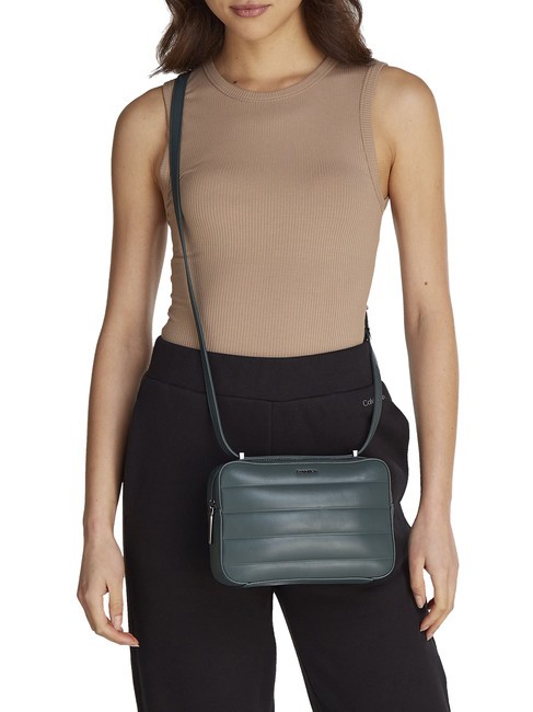 LINE QUILT Schultertasche palmengr&uuml;n - Damentaschen