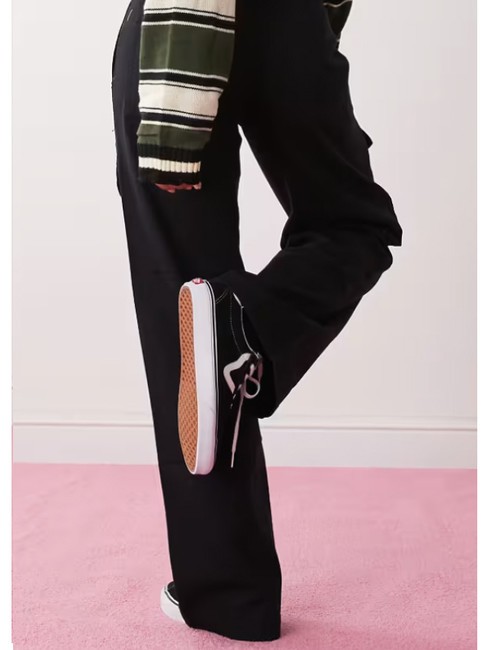 ARROYO WIDE LEG Cargohose mit weitem Bein Schwarz - Damenhosen