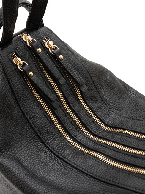 TRIO  Rucksack aus geh&auml;mmertem Leder schwarz25 - Damentaschen