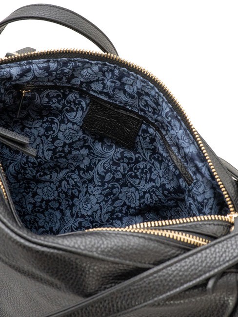 TRIO  Rucksack aus geh&auml;mmertem Leder schwarz25 - Damentaschen