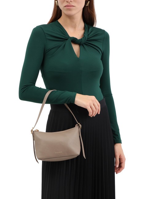 CHERRY Kleine Umh&auml;ngetasche aus Leder warmes Taupe - Damentaschen