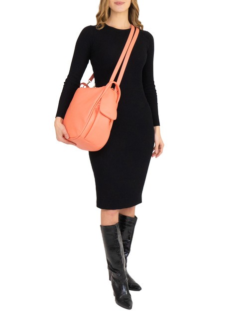 TRIO  Rucksack aus geh&auml;mmertem Leder Lachs - Damentaschen