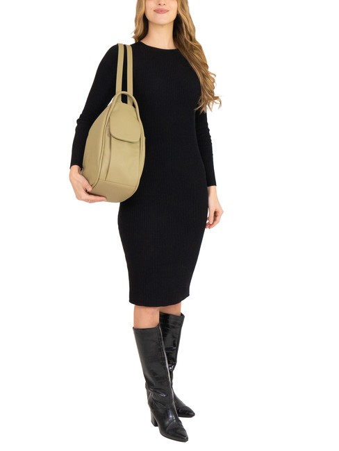 TRIO  Rucksack aus geh&auml;mmertem Leder Taube - Damentaschen