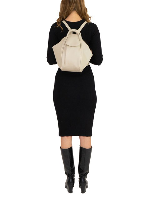 TRIO Rucksack aus Nappaleder Eis - Damentaschen