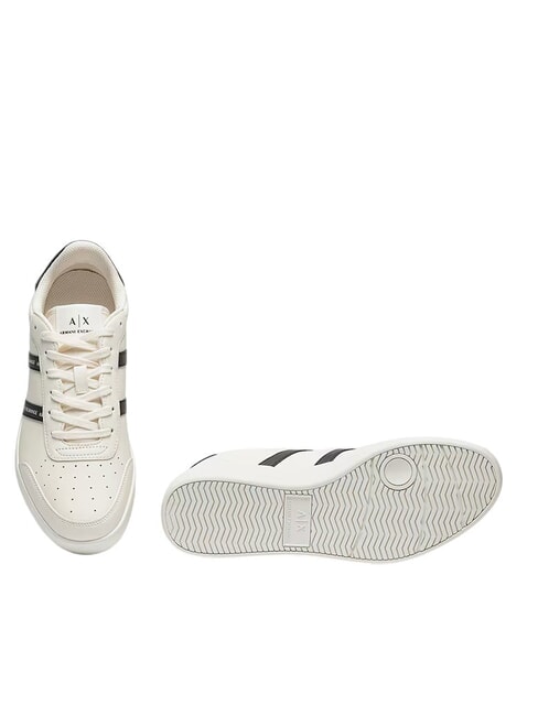 A|X STRIPES Turnschuhe gebrochenes Wei&szlig; + Schwarz - Herrenschuhe