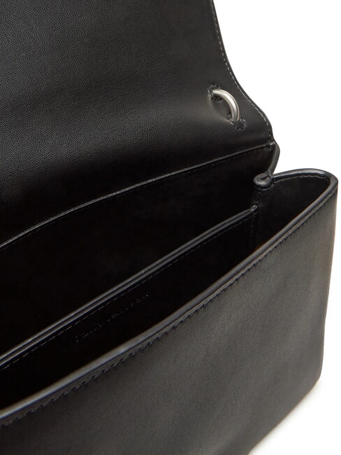 SCULPTED EW Umh&auml;ngetasche / Crossbody Bag auf Schwarz - Damentaschen