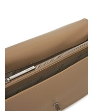 CALVIN KLEIN CK ELONGATED Umh&auml;ngetasche mit Klappe Geschirr - Damentaschen - 4