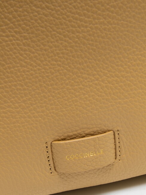 VOILE Mini-Rucksack aus geh&auml;mmertem Leder frisches Beige - Damentaschen