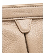 COCCINELLE DILETTA SOFT Clutch aus geh&auml;mmertem Leder Puderrosa - Damentaschen - 5