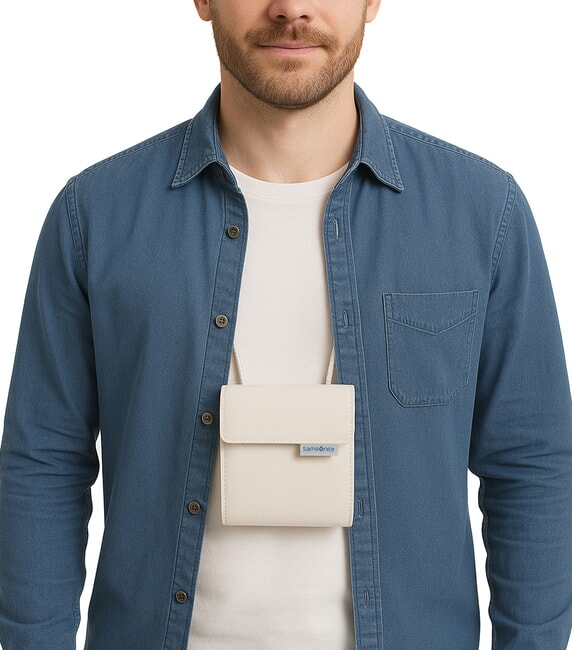 GLOBAL TRAVEL  GLOBAL TRAVEL Halsbeutel mit mehreren Taschen BEIGE - Reisezubeh&ouml;r