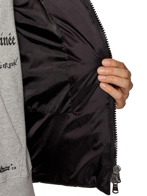 EUGENIE Kurze Satin-Daunenjacke mit Kapuze Schwarz - Daunenjacken f&uuml;r Damen