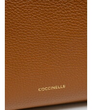 COCCINELLE PRIMROSE Rucksack aus geh&auml;mmertem Leder CUIR - Damentaschen - 5