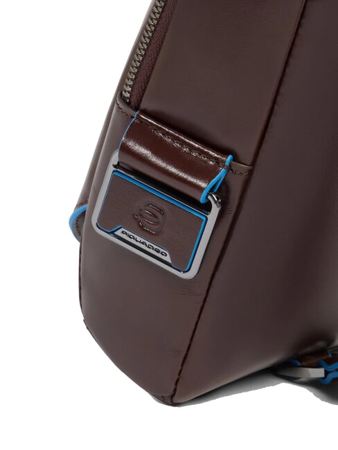 BLUE SQUARE One-Shoulder-Rucksack aus Leder MAHAGONI - Umh&auml;ngetaschen Herren