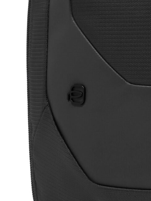 S140 Reiserucksack f&uuml;r 15,6" Laptop Schwarz - PC-Rucks&auml;cke