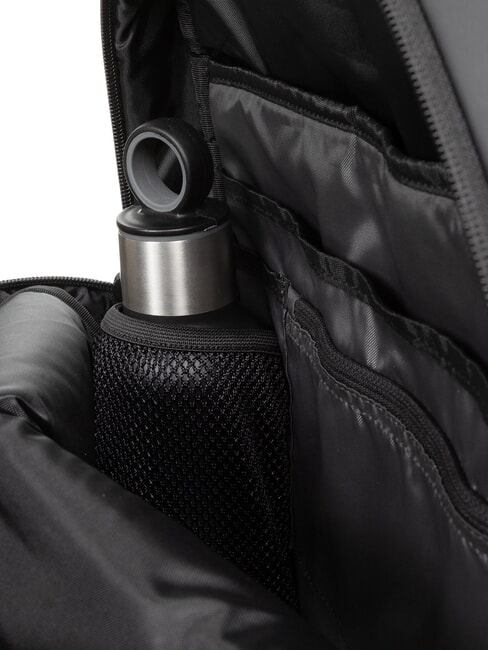 TECUM TOTE CNNCT F Rucksack mit Wasserflaschenfach, Laptophalter Mattschwarz - PC-Rucks&auml;cke