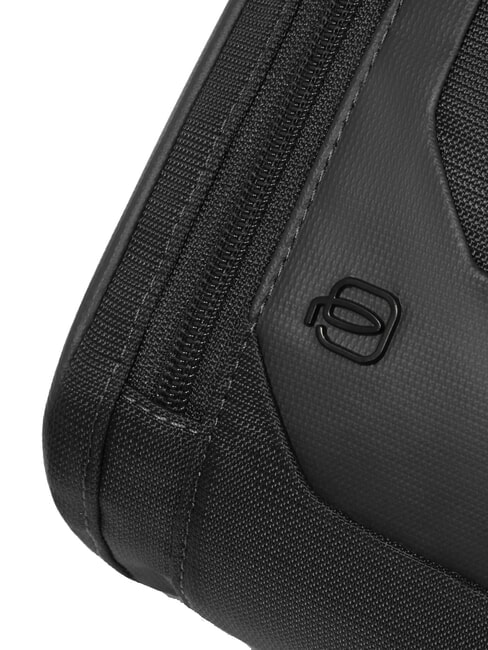 S140 Einschultriger iPad-Rucksack aus recyceltem Stoff Schwarz - PC-Rucks&auml;cke