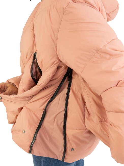 EUGENIE Kurze Satin-Daunenjacke mit Kapuze Kamee braun - Daunenjacken f&uuml;r Damen