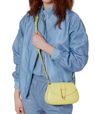 COCCINELLE HIMMA Minitasche aus strukturiertem Leder Kalkw&auml;sche - Damentaschen - 4