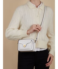 COCCINELLE BEAT SOFT Minitasche aus strukturiertem Leder strahlend wei&szlig; - Damentaschen - 4