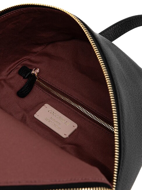 BEAT GENERATIO Rucksack aus geh&auml;mmertem Leder Schwarz - Damentaschen