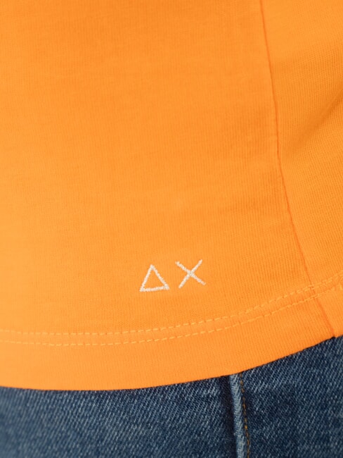 BOXY T-Shirt mit V-Ausschnitt orange - T-Shirts und Tops f&uuml;r Damen