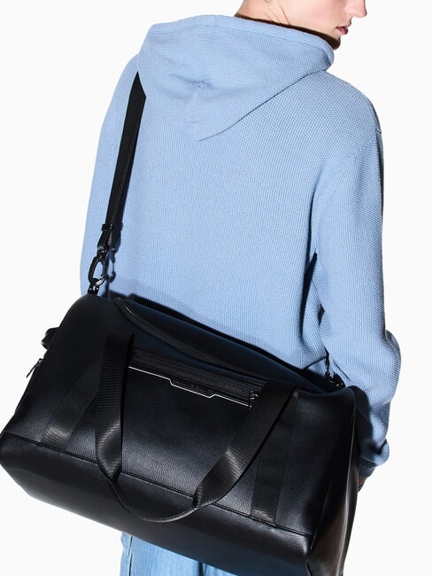 CEDRIC Gro&szlig;e Reisetasche mit Schultergurt schwarz/schwarz - Reisetaschen