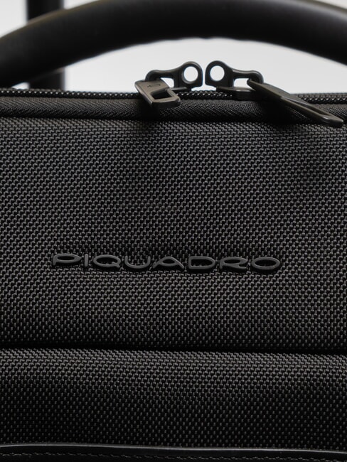 X19 Mittlerer Trolley mit Taschen Schwarz - Halbharte Trolleys