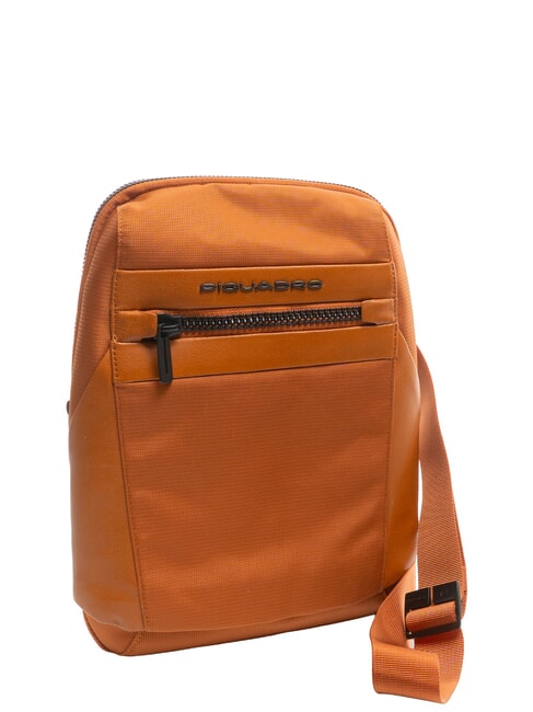 WOODY One-Shoulder-Rucksack aus Lederstoff ORANGE - PC-Rucks&auml;cke