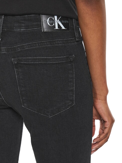 CK JEANS Skinny-Fit-Jeans mit mittlerer Leibh&ouml;he schwarzer Denim - Damenjeans