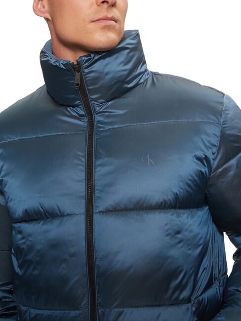 CK JEANS Gl&auml;nzende Steppjacke Chinablau / CK Schwarz - Daunenjacken f&uuml;r Herren