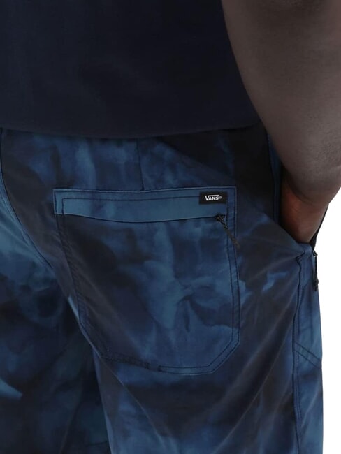 VOYAGE TIE DYE Lange Shorts Kost&uuml;m blaugr&uuml;n-schwarz - Herrenbadehosen