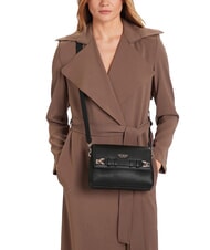 GUESS GREGORIA Umh&auml;ngetasche mit &Uuml;berschlag SCHWARZ - Damentaschen - 5