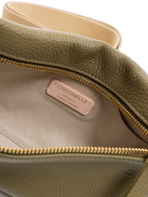 HYLE Kleine flache Umh&auml;ngetasche aus Leder Lorbeergr&uuml;n - Damentaschen