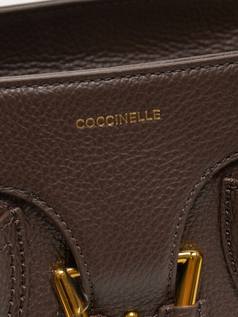 YORK Handtasche aus geh&auml;mmertem Leder brauner Fondant - Damentaschen