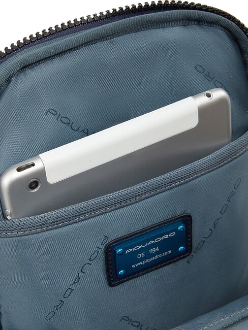 FINN  Rucksack / Umh&auml;ngetasche aus Leder Blau - PC-Rucks&auml;cke