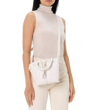 COCCINELLE FLORES Kleine Tragetasche aus geh&auml;mmertem Leder CUIR - Damentaschen - 5