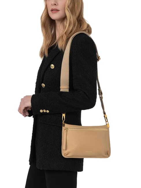 HYLE Kleine flache Umh&auml;ngetasche aus Leder Brandy - Damentaschen