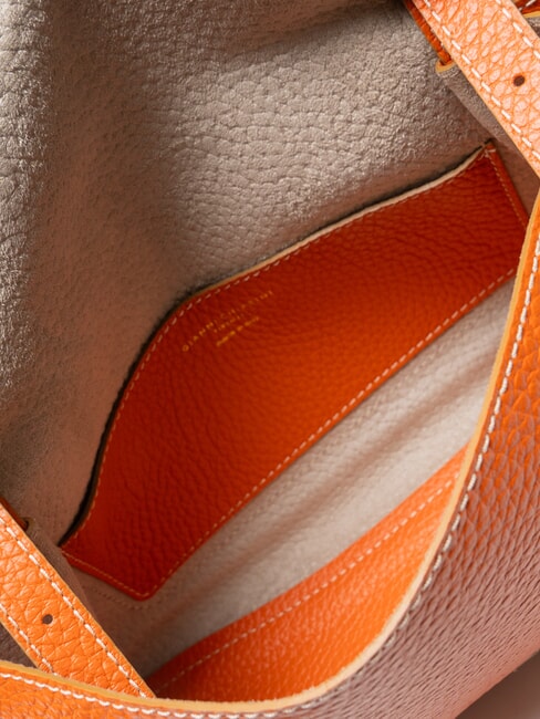 NICOLE Schultertasche aus Leder Koralle - Damentaschen