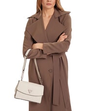 GUESS CRESIDIA II Umh&auml;ngetasche mit &Uuml;berschlag Off-White-Logo - Damentaschen - 4