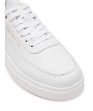 TOMMY HILFIGER MODERN COURT Plateau-Sneaker aus Leder Wei&szlig; - Damenschuhe - 3