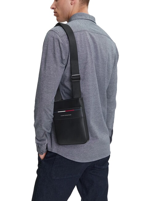 TH FOUNDATION Kleiner flacher Nylonbeutel Schwarz - Umh&auml;ngetaschen Herren